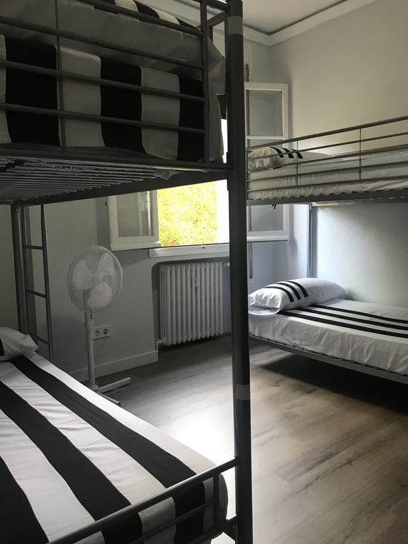 Jmg Hostal *