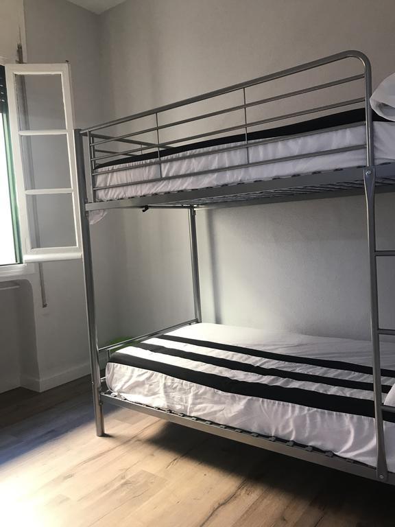 Hostal Jmg *